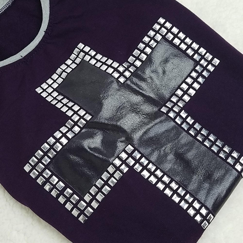 Sweatshirt/ nwot